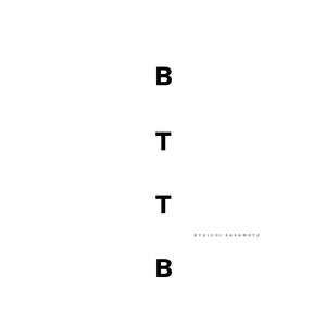 模特中出潮喷视频
